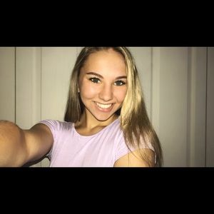 Meet your Posher, Tia